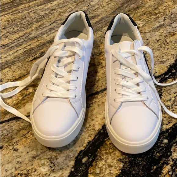 Brand new white and black shoes size 8 - Picture 3 of 3